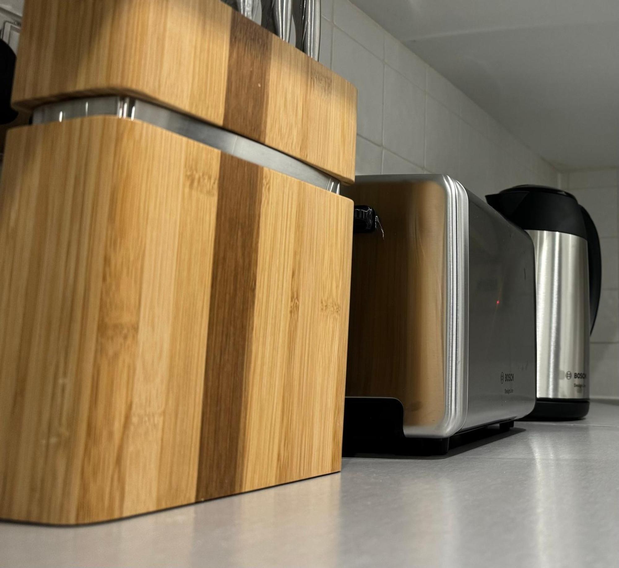 Long Letting - Luxurious 3 Bedroom Penthouse In City Centre - Parking Included! Chelmsford Kültér fotó